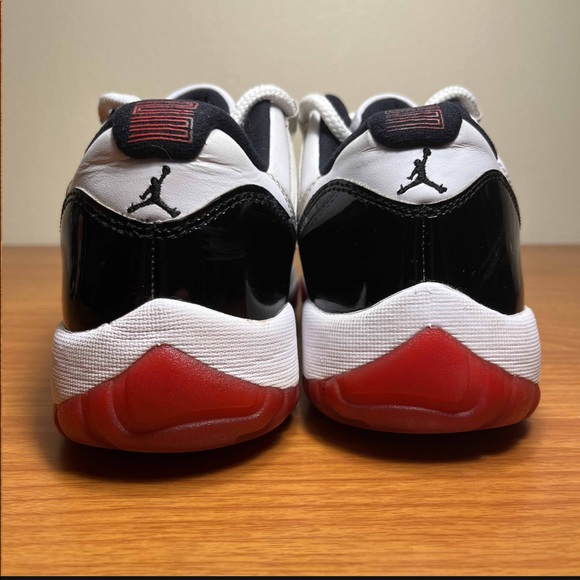 Air Jordan 11 Retro low “Concord Bred” Jordan 11 Low Concord Bred